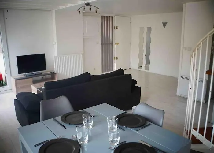 Superbe Duplex De 64m2 - T2 Proche Saclay 公寓 *